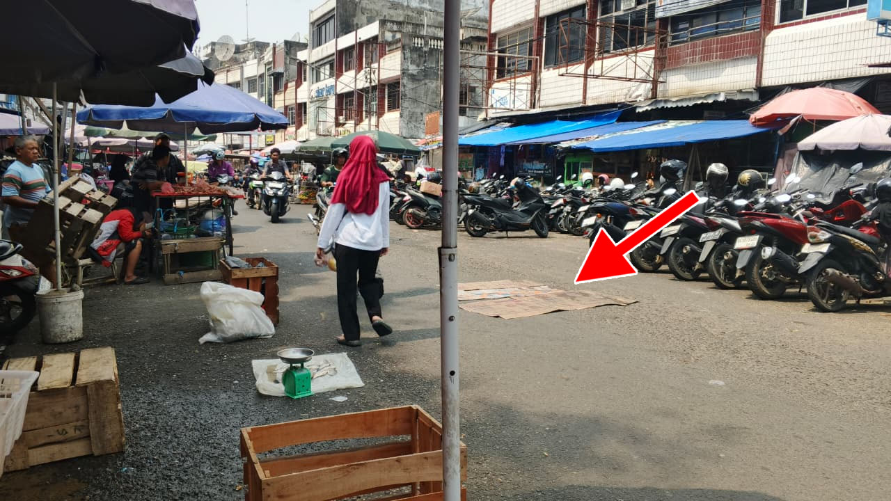 Kronologi Suami Yuyun Lubuk Linggau Keroyok Pedagang Pisang Molen Hingga Tewas