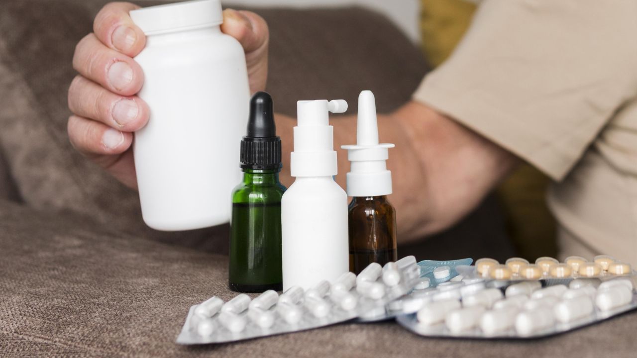 Viral Obat Batuk Beracun Tewaskan 16 Anak, BPOM: Kontaminasi DEG dan EG 