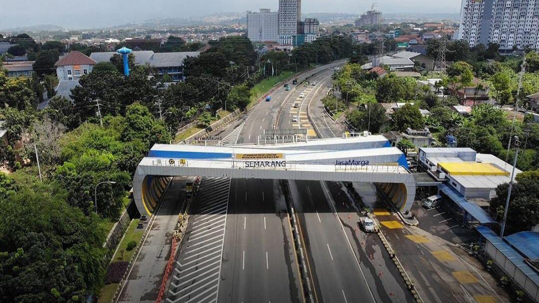 Anies Kritik Pembangunan Jalan Tol Trans Jawa, Sebut Hal Itu Justru Akan Mematikan Usaha Masyarakat