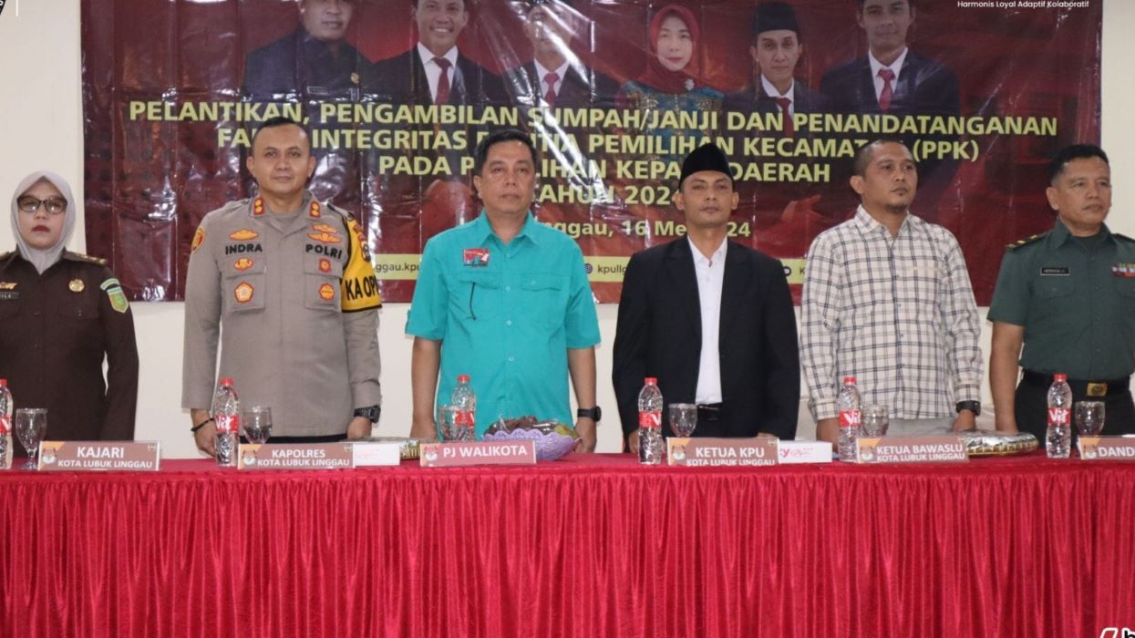 KPU Lubuk Linggau Lantik 40 Orang PPK Pilkada 2024