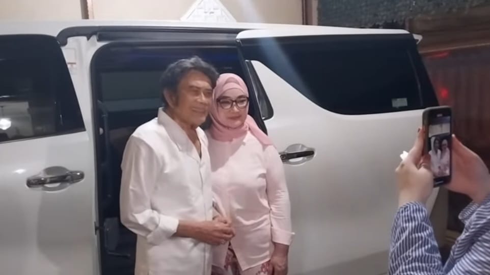 Rhoma Irama Punya Kisah Cinta yang Panjang Dalam Berumah Tangga, Ada 7 Wanita Dikabarkan Pernah Dinikahi 