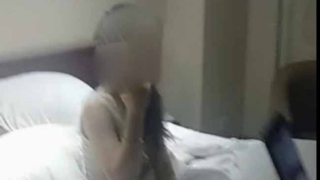 Oknum Ibu Bhayangkari Digrebek Suami di Hotel Bersama Anak Kades