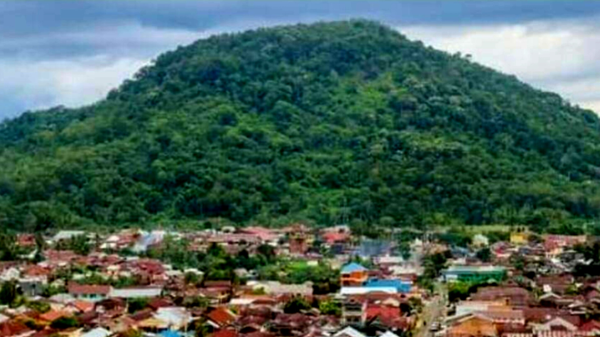 Stulap Bukit Sulap Lubuk Linggau, Destinasi Wisata Penuh Sejarah dan Legenda ...