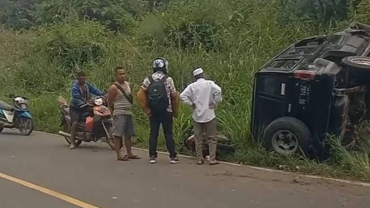 Tabrakan Mobil Vs 2 Motor di Simpang Gegas Musi Rawas, Pengendara Honda Beat Meninggal Dunia