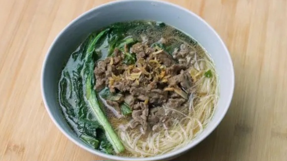 Resep Bihun Kuah Sapi Iris, Cocok Disajikan Tengah Keluarga Saat Cuaca Dingin