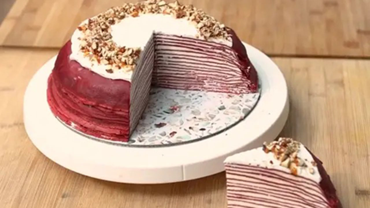 Ide Hampers Lebaran Mudah Dengan Red Velvet Mille Crepe Cake, Tampilan Cantik dan Elegan 