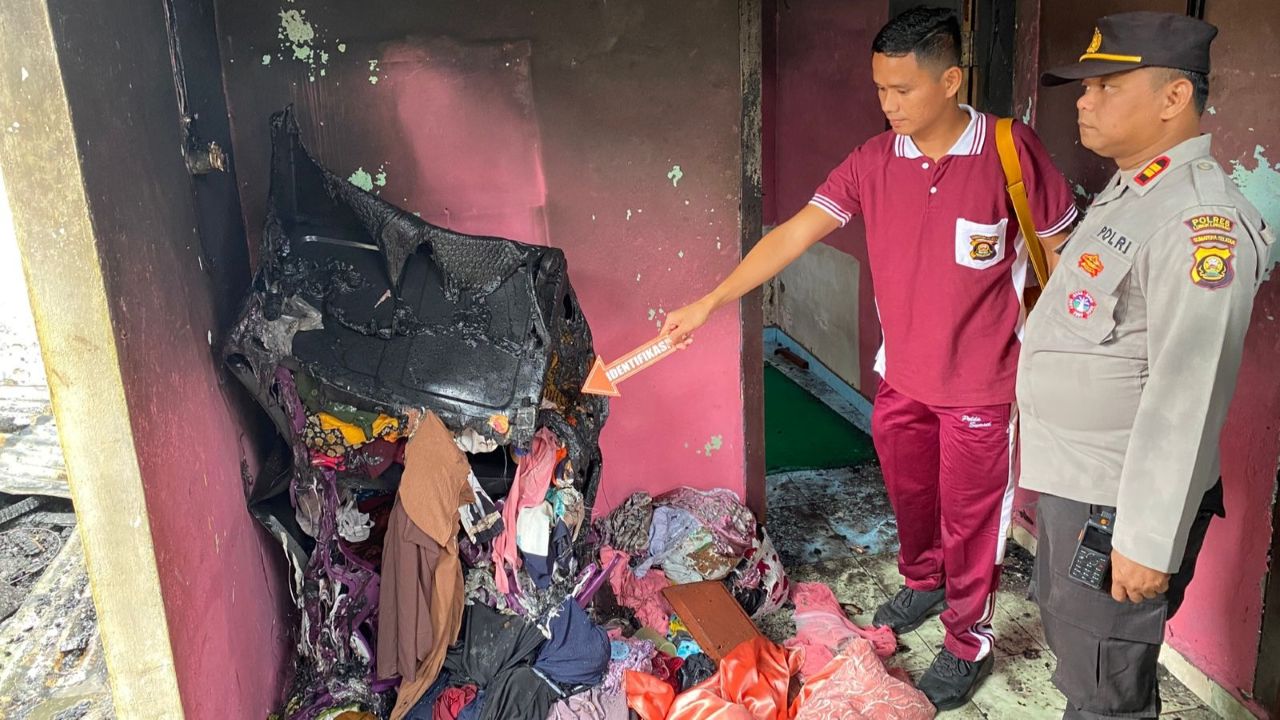 4 Rumah di Lubuk Linggau Terbakar Saat Ramadan, Sambil Gendong Cucu Mislaini Teriak Minta Tolong