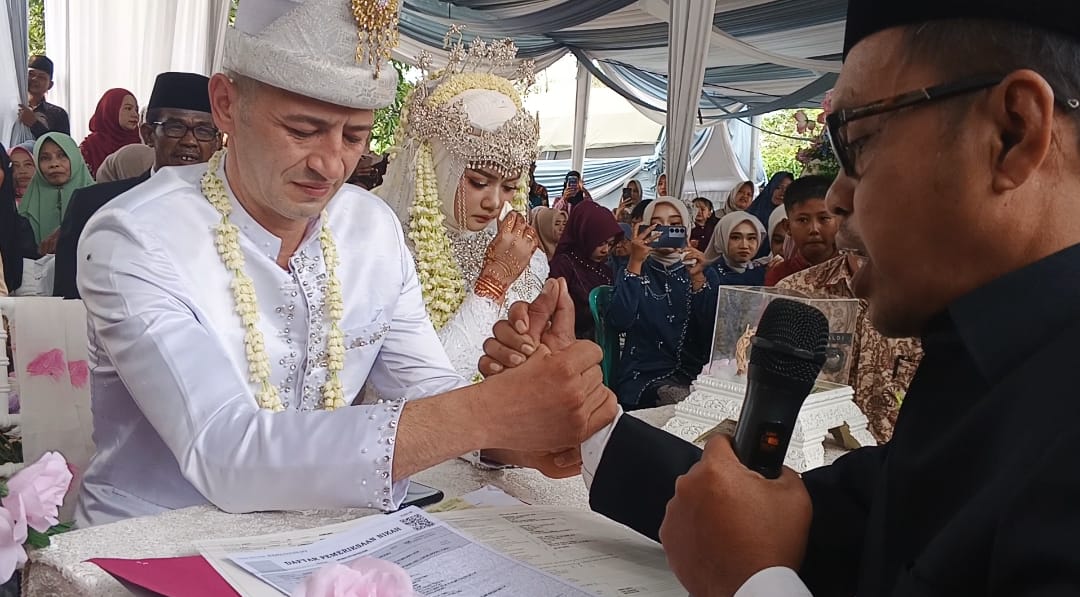 Sempat Diulang, Bule Turki Sah Nikahi Gadis Taba Baru Lubuk Linggau