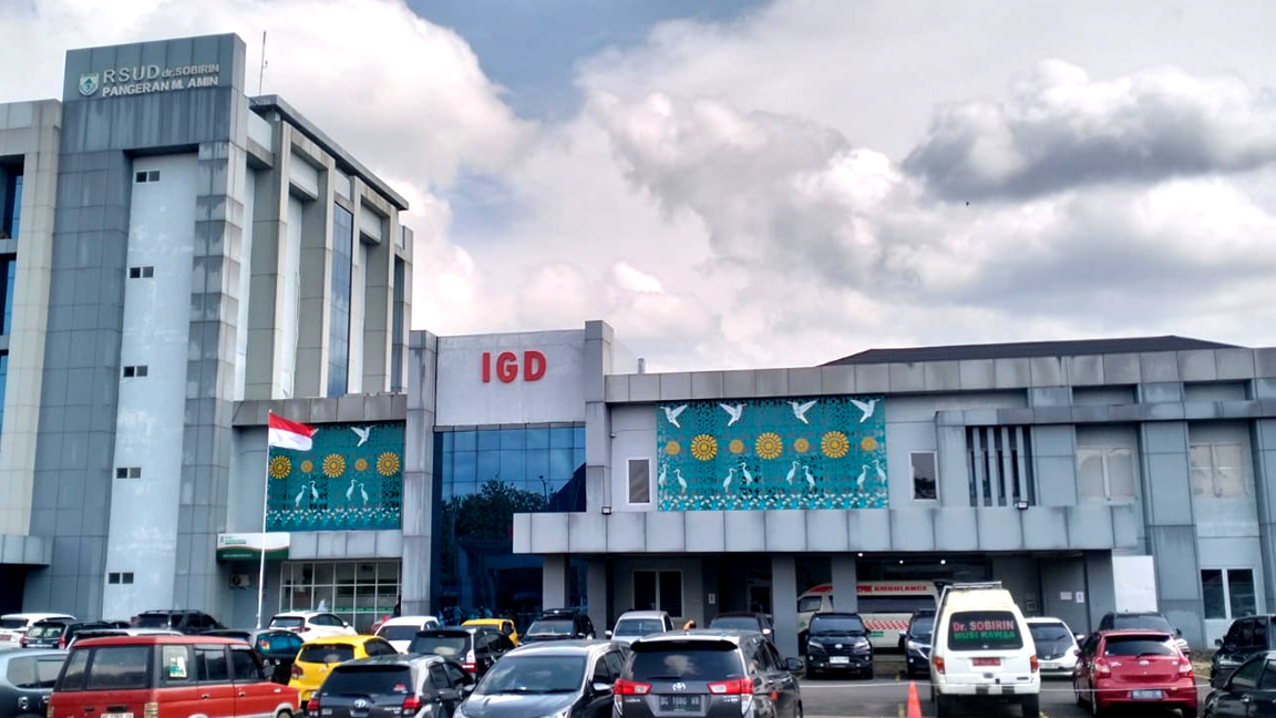 Viral Adu Argumen Keluarga Pasien dan Petugas RS dr Sobirin Musi Rawas, Soal Benda Asing Menancap di Kaki