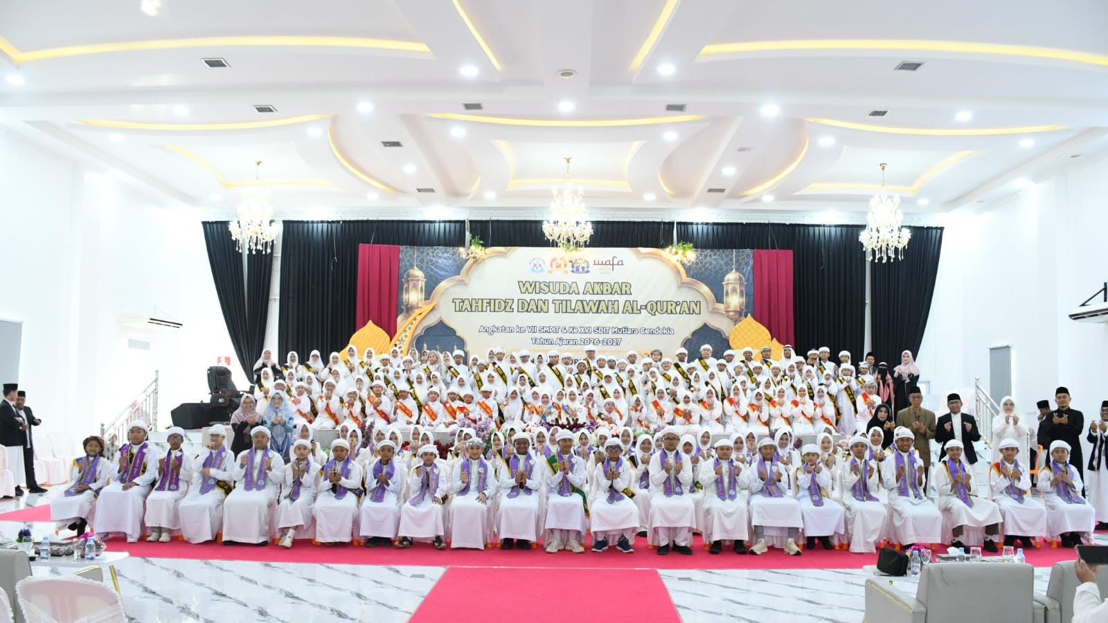 Wisuda Tahfidz dan Tilawah Quran SDIT & SMPIT Mutiara Cendekia, Cetak Generasi Qur’ani Berprestasi Tanpa Henti