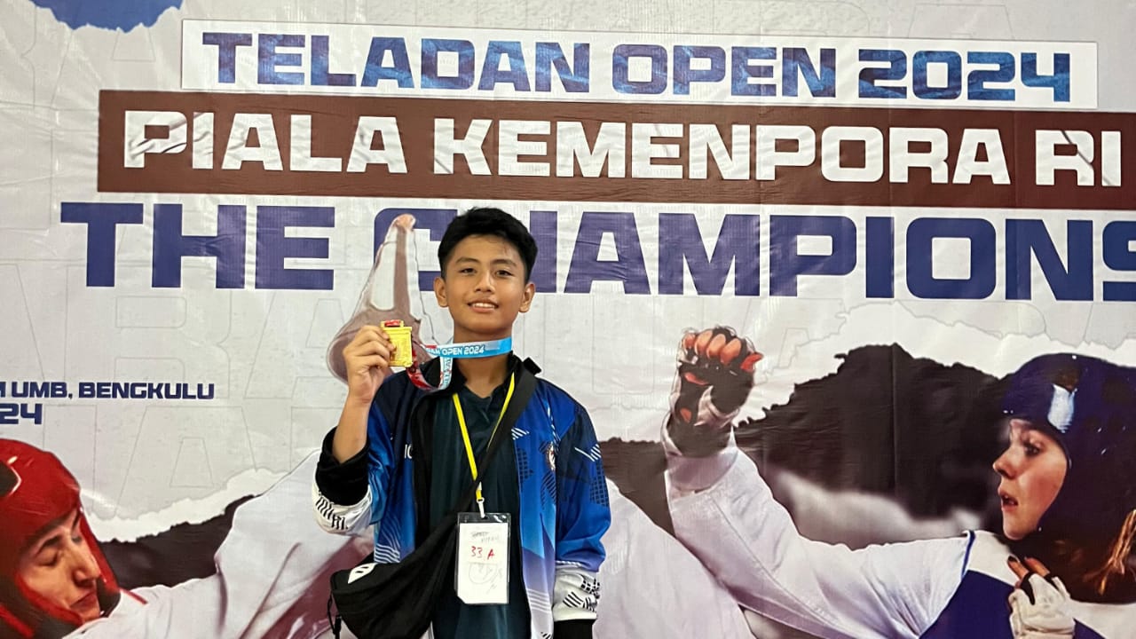 Muhammad Rafa Adelio Raih Emas Kejuaraan Teladan Open Taekwondo Campionship 2024 Piala Kemenpora RI