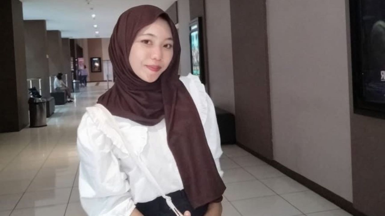 Scroll, Like, Comment: Cermin Darurat Etika Pada Gen Alpha