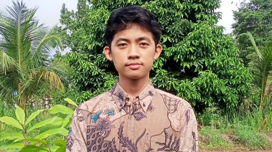 Teknologi Digital: Membantu atau Menggantikan Cara Berpikirnya?