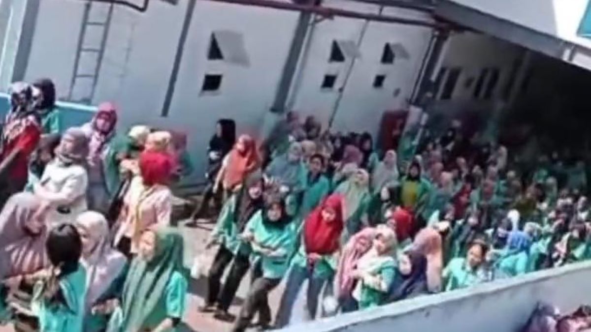 Viral Puluhan Buruh Wanita di Sukabumi Kesurupan Massal, Begini Kejadiannya