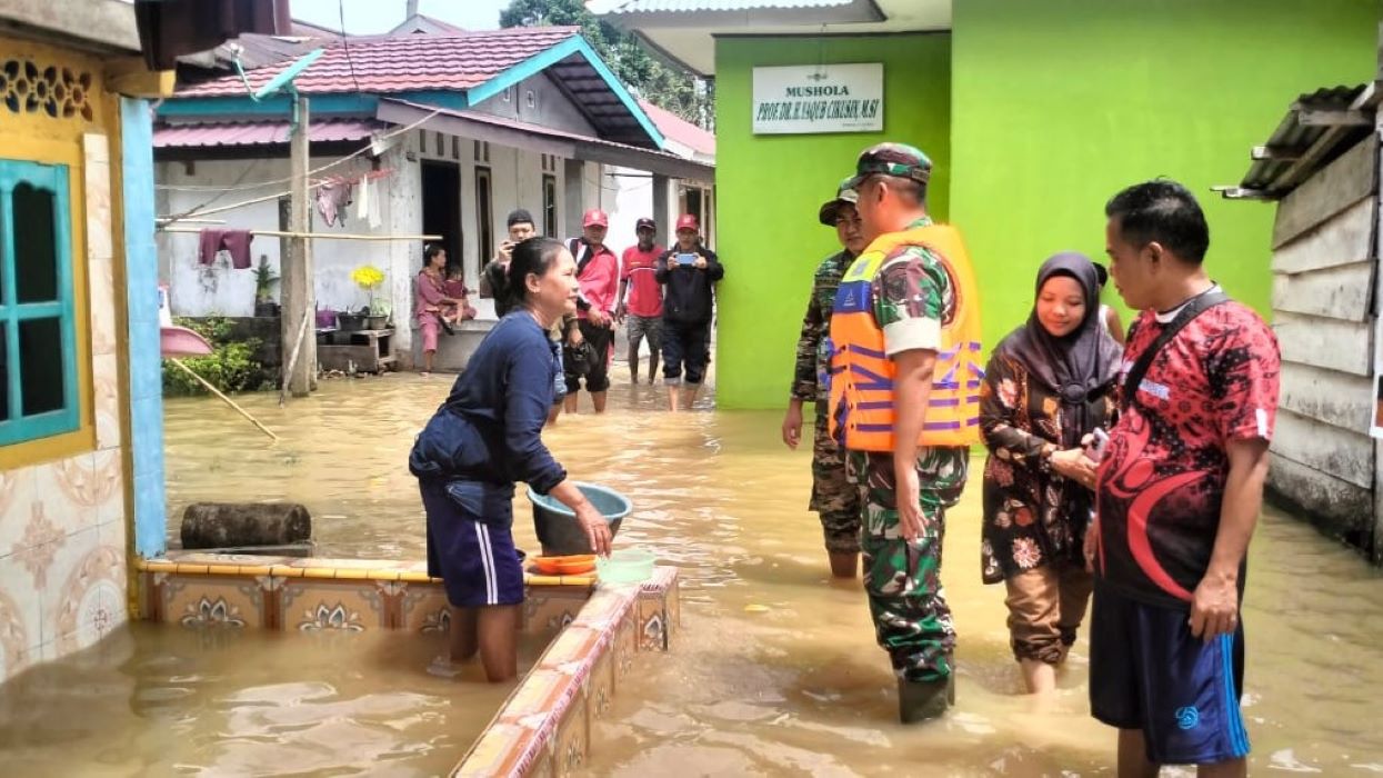 Jelang Tahun Baru 2024, 11 Desa di Muratara Terendam Banjir, ini yang Dilakukan Dandim