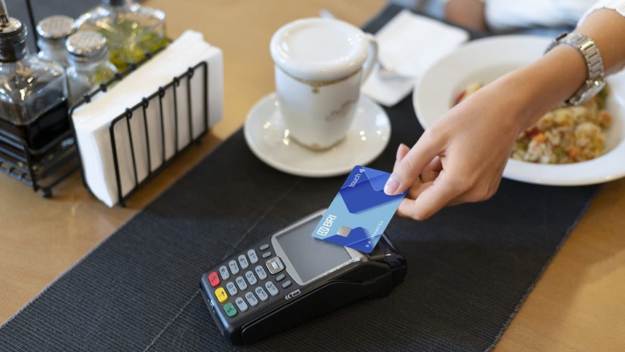 Waspada Modus Kejahatan, Ini Tips Aman Bertransaksi dengan Kartu Kredit BRI