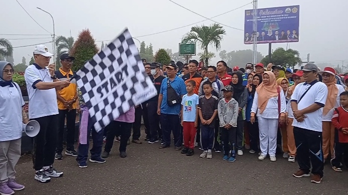 Jalan Sehat Sepeda Santai HUT Guru Nasional dan PGRI di Musi Rawas Sukses