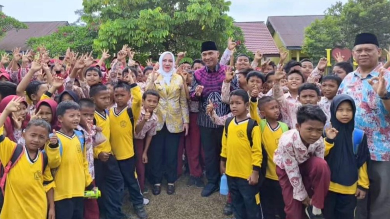 Buka Sosialisasi Gerakan Sekolah Sehat di Tugumulyo Musi Rawas, Ini Pesan Bupati Hj Ratna Machmud 