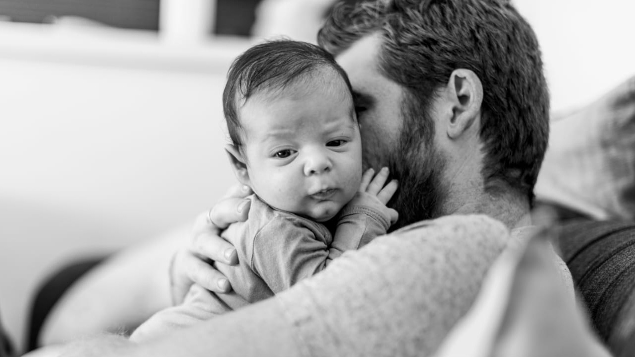 Apakah Baby Blues Bisa Terjadi Terhadap Ayah, Yuk Cek Faktanya 