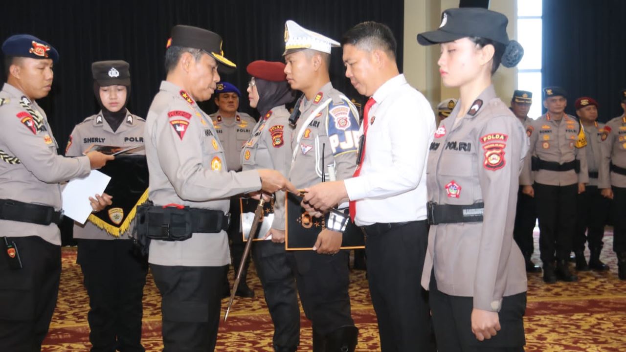 Kasat Narkoba Polres Lubuk Linggau Dapat Pengharaan dari Kapolda Sumatera Selatan, ini Kasus yang Diungkap