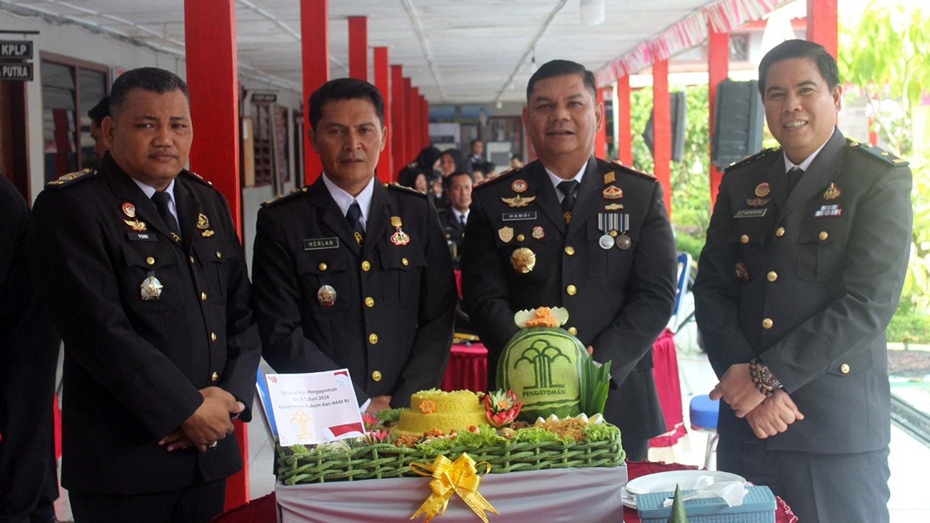 Syukuran Hari Pengayoman ke-79, Lapas Kelas IIA Lubuk Linggau Lakukan Potong Tumpeng