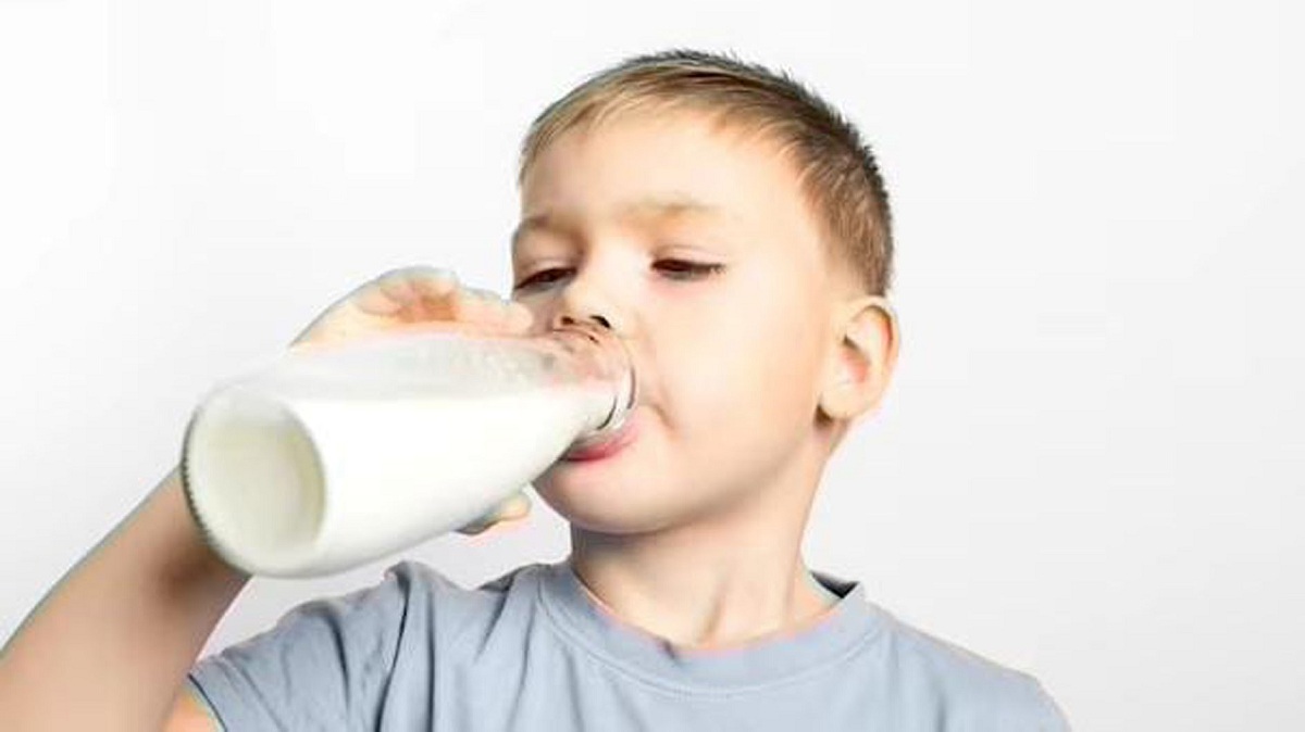 Penting Jangan Sampai Salah, Inilah Cara Memilih Susu untuk Anak Agar Gizinya Terpenuhi