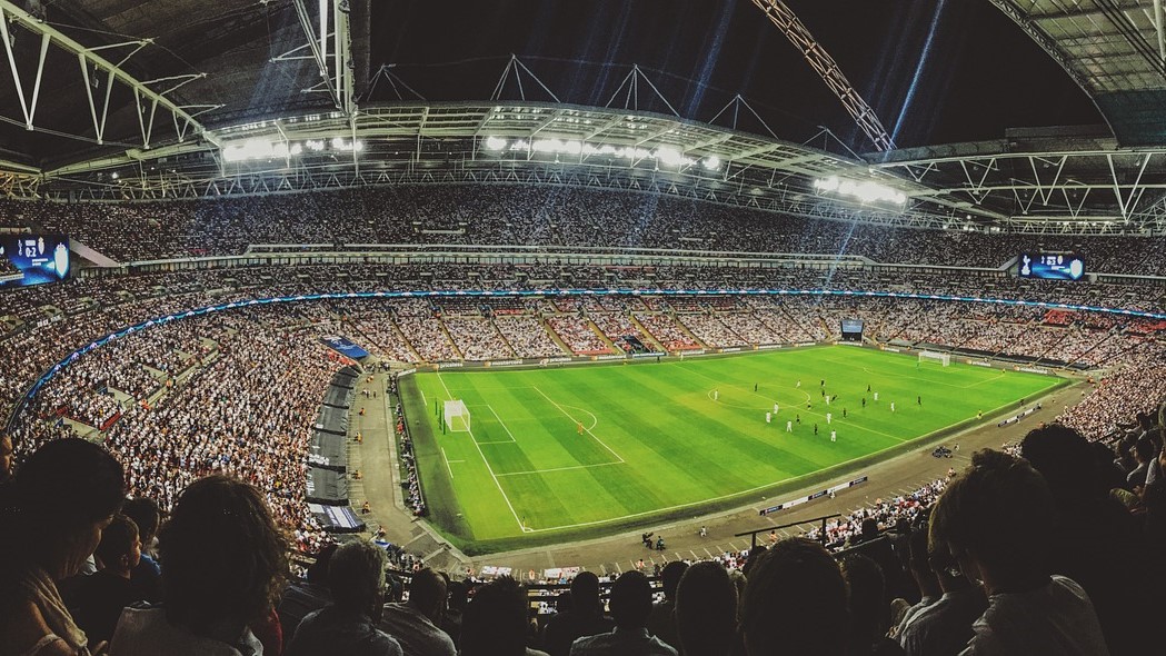 Yang Suka Bola Merapat! ini 5 Dampak Psikologi dari Menonton Pertandingan Olahraga yang Harus Diketahui
