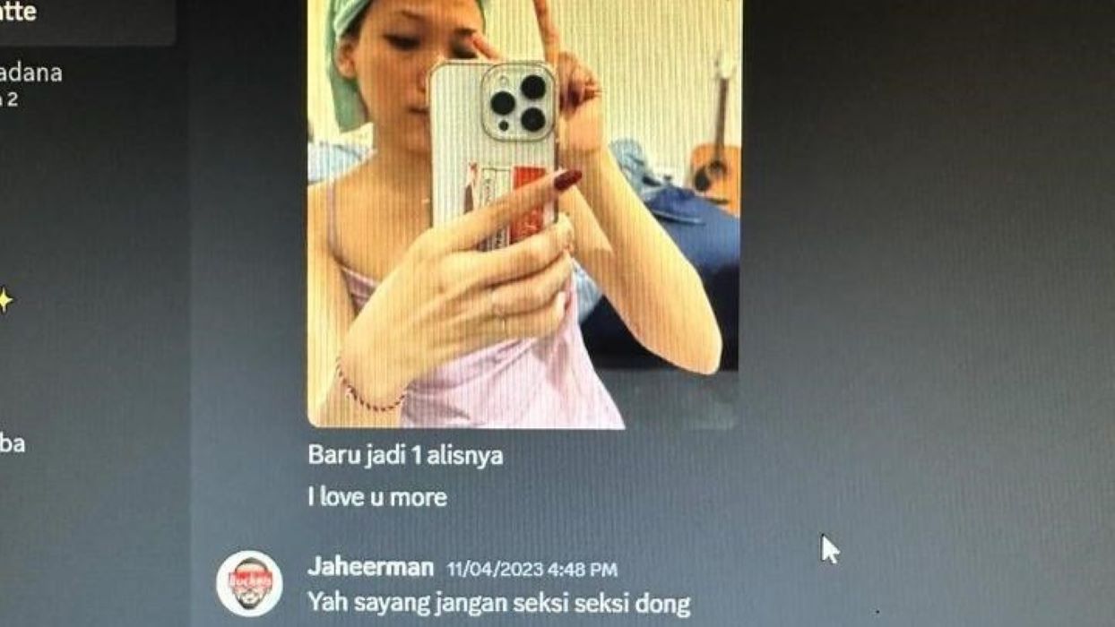 Heboh Istri Pilot Bongkar Perselingkuhan Suami, Beberkan Chat Mesum dengan Simpanan di Aplikasi Discord