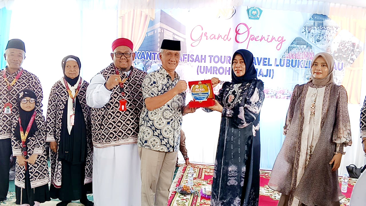 Wawako Hadiri Grand Opening Kantor Nafisah Tour & Travel Lubuk Linggau, Ust Yosep: Umroh Asyik Tanpa Panik
