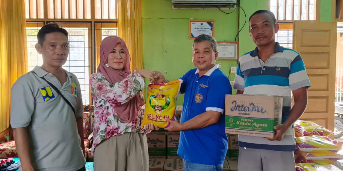 Keluarga Buddhayana Vihara Buddha Indonesia Lubuk Linggau Laksanakan Bakti Sosial Kepada Korban Banjir