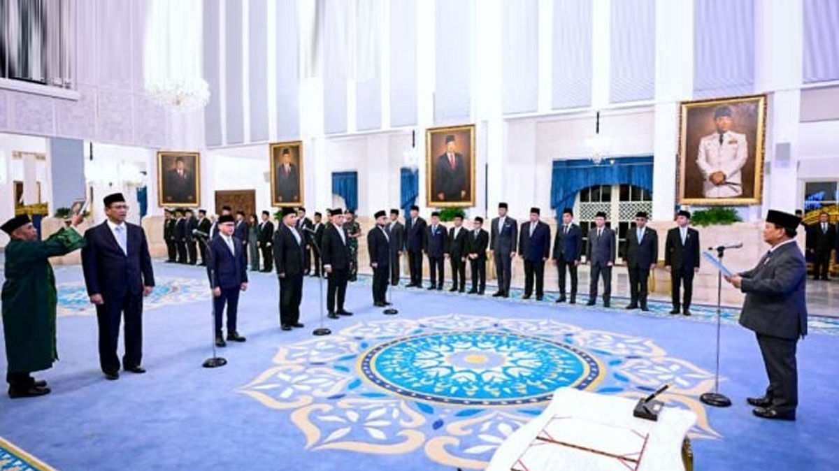 Prabowo Rombak Kabinet Merah Putih, 5 Menteri Diganti Ini Daftarnya