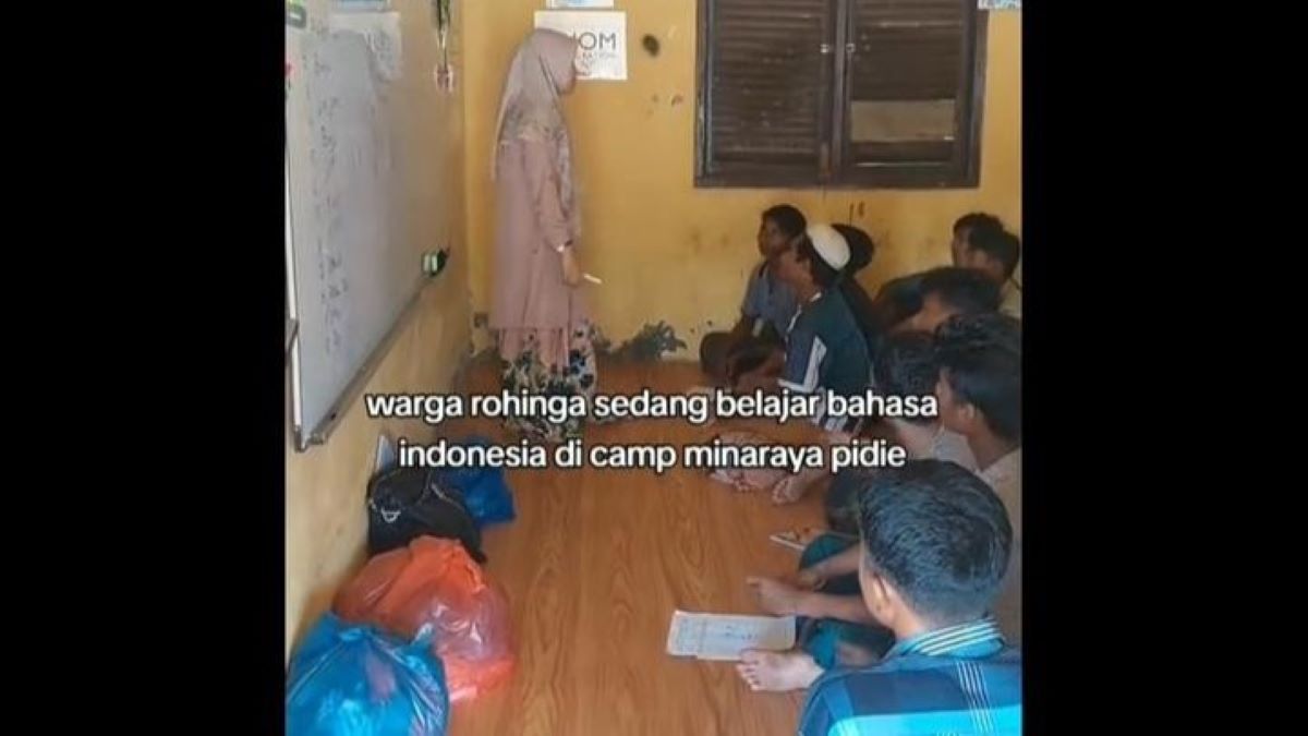 Viral Pengungsi Rohingya di Pidie Aceh Selain Dikasih Makan Enak, Diajarkan Bahasa Indonesia Juga