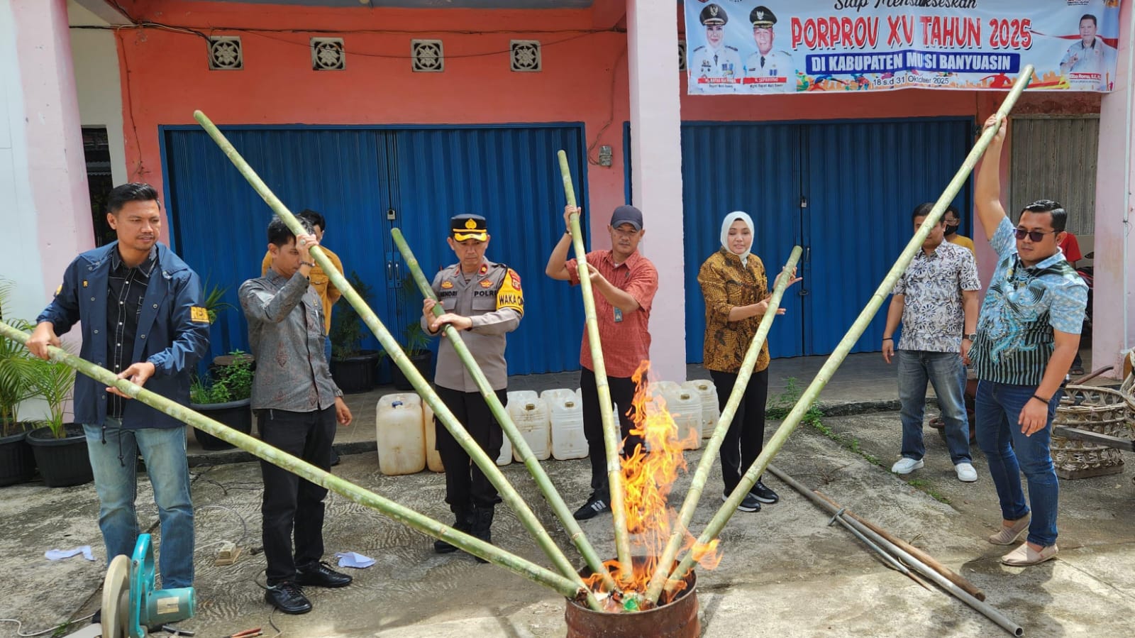 Kejari Musi Rawas Eksekusi Pemusnahan Barang Bukti 41 Perkara Inkracht, Ada Sabu, Senjata Serta Barang Oharda