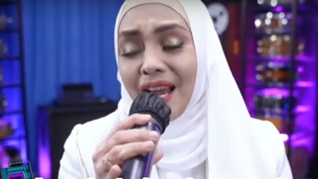 Disebut Ratu Dangdut Melayu, ini Profil Iyeth Bustami yang Hadir di Lubuklinggau