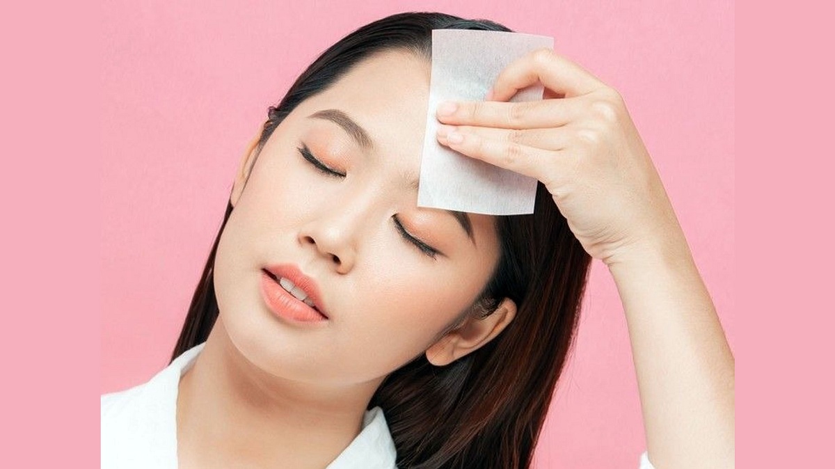 Ini 6 Tips Make Up Awet untuk Wajah Berminyak, Mudah Dilakukan