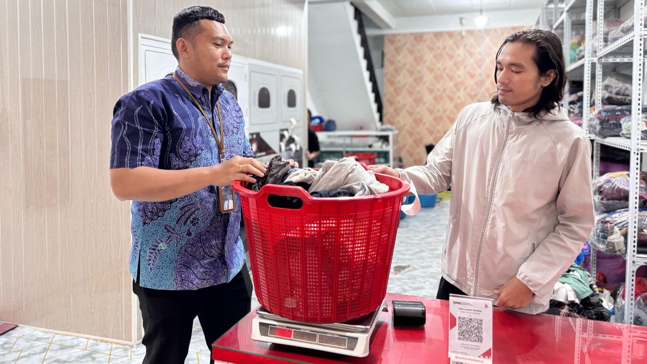 KUR BRI Dorong UMKM Kabanjahe Naik Kelas, dari Usaha Es Buah Menjadi Laundry Express