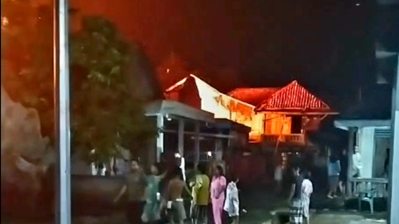 Dini Hari 17 Agustus, 3 Rumah Warga Petunang Musi Rawas Habis Terbakar