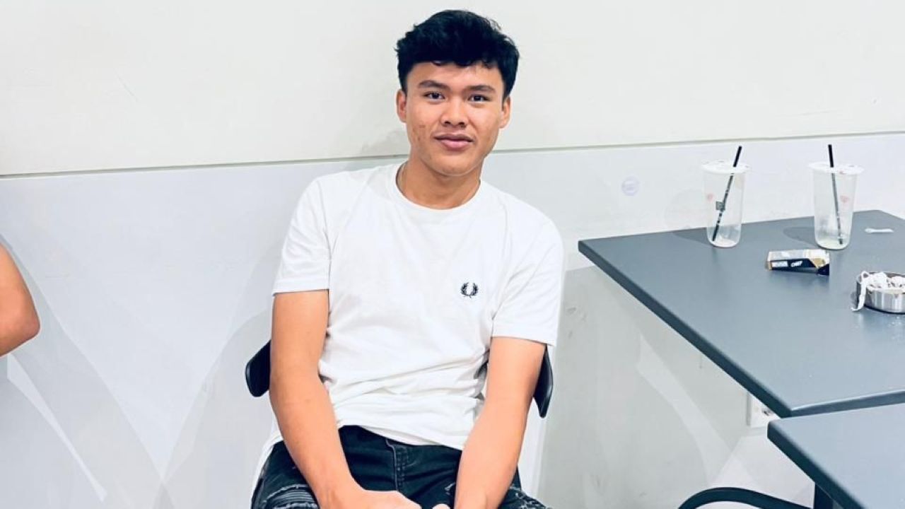 Korban Bencana Sumatera Viral Gunakan Gelondongan Kayu yang Terseret Banjir, Tak Bisa Dibiarkan