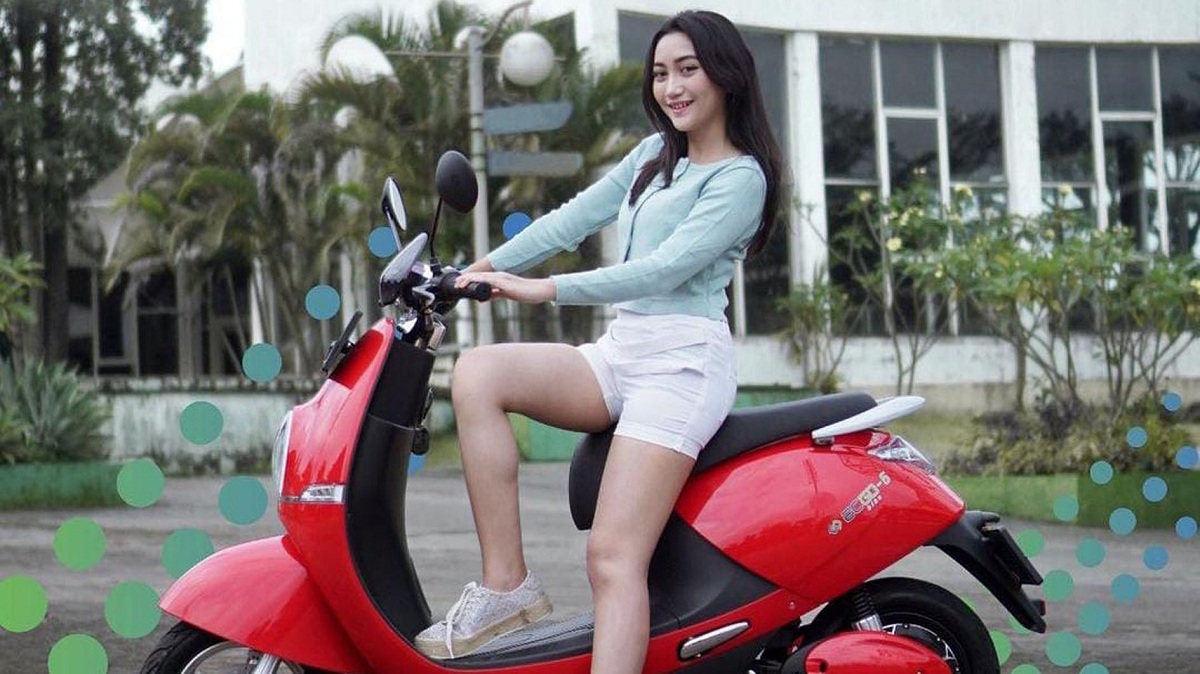 ECGO 5: Motor Listrik Bergaya Eropa yang Saat Ini Dijual Murah Rp2 Jutaan, Begini Cara Dapatkan Diskonnya