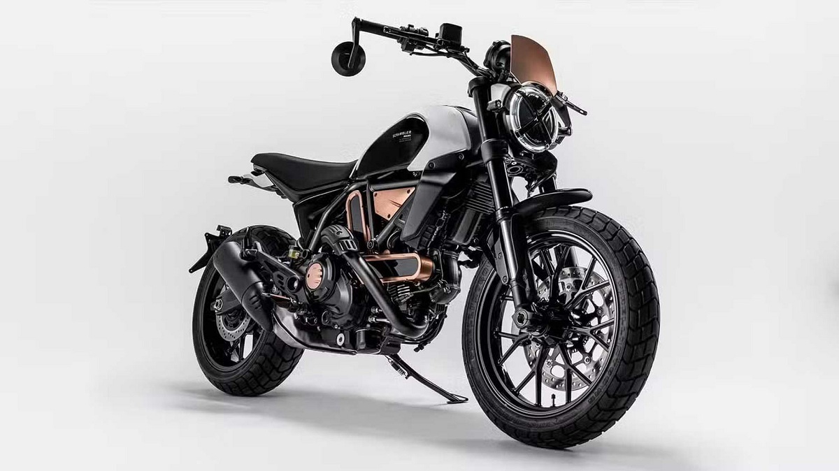 Eksotis! Ducati Scrambler Meluncur, Cuma 500 Unit dengan Warna Stone White dan Black yang Eksotis