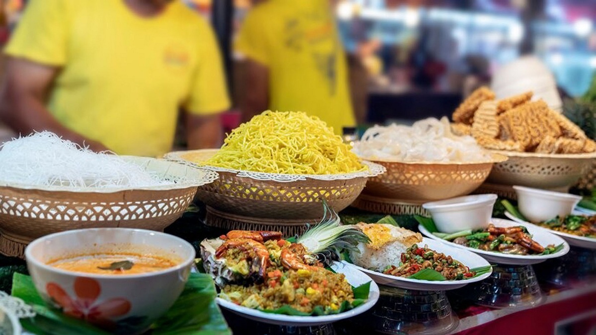 Warung Tegal dan Rumah Makan Padang Wajib Sertifikat Halal Sebelum 17 Oktober 2024, Begini Alasannya