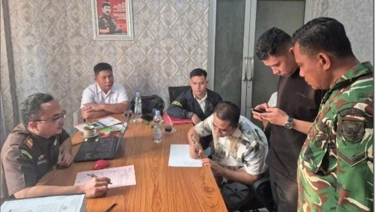 Kepala BKPSDM Muratara Ditahan Kejari Lubuk Linggau dalam Kasus Pungli Kenaikan Pangkat ASN