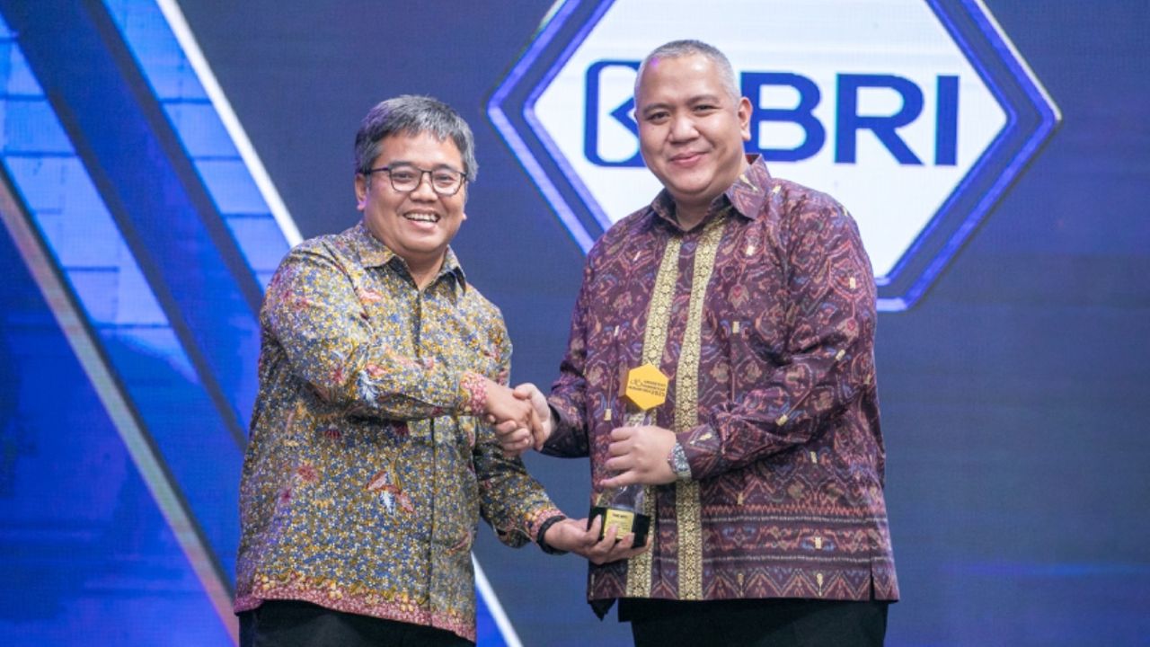 Konsisten Dorong Ekonomi Kerakyatan, BRI Raih Penghargaan Anugerah Penggerak Sektor Keuangan
