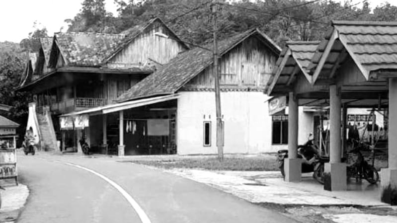 Keramat Moneng Lebeh, Legenda Dusun Terawas Musi Rawas, Seberangi Sungai Cukup Pakai Sejadah  