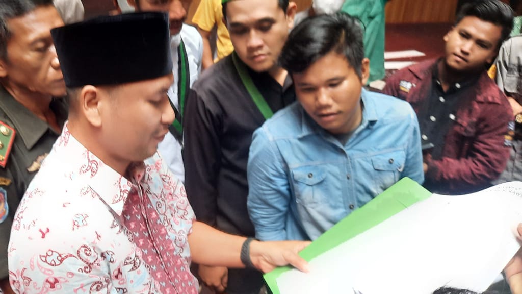 Mahasiswa Sempat Kecewa, Akhirnya PDIP dan PKS di Musi Rawas Tolak Kenaikan BBM