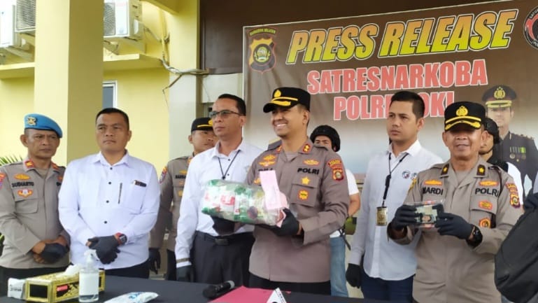 Enak Banget, Pria di OKI Sumatera Selatan ini Nganter Barang 4,3 Kg Dapat Upah Rp800 Juta  