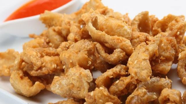 Makan Kulit Ayam Bisa Bikin Badan Gemuk? Mitos apa Fakta!