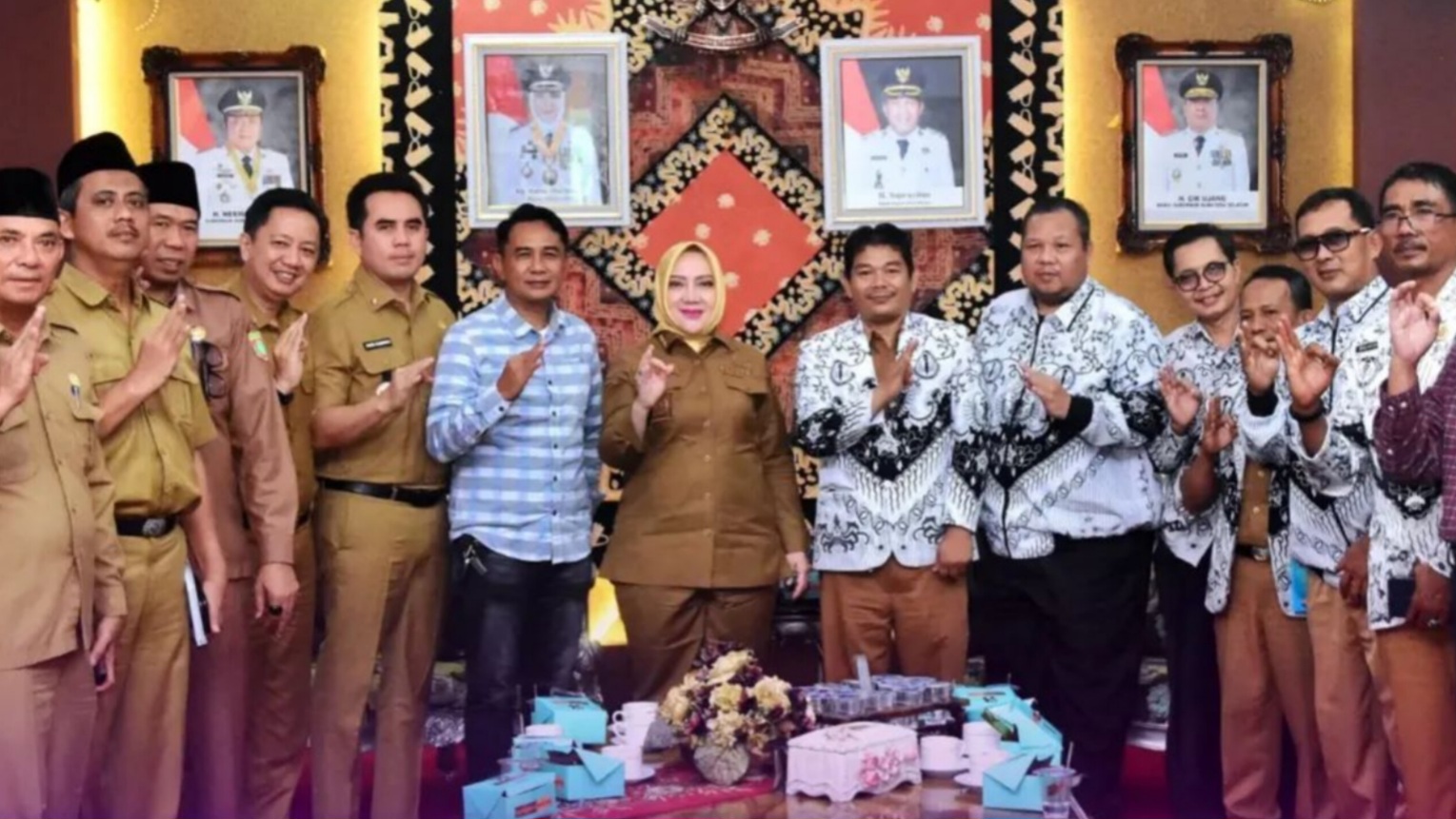 Bupati Hj Ratna Machmud Terima Audiensi PGRI Musi Rawas, Ini Pesan Yang Disampaikan