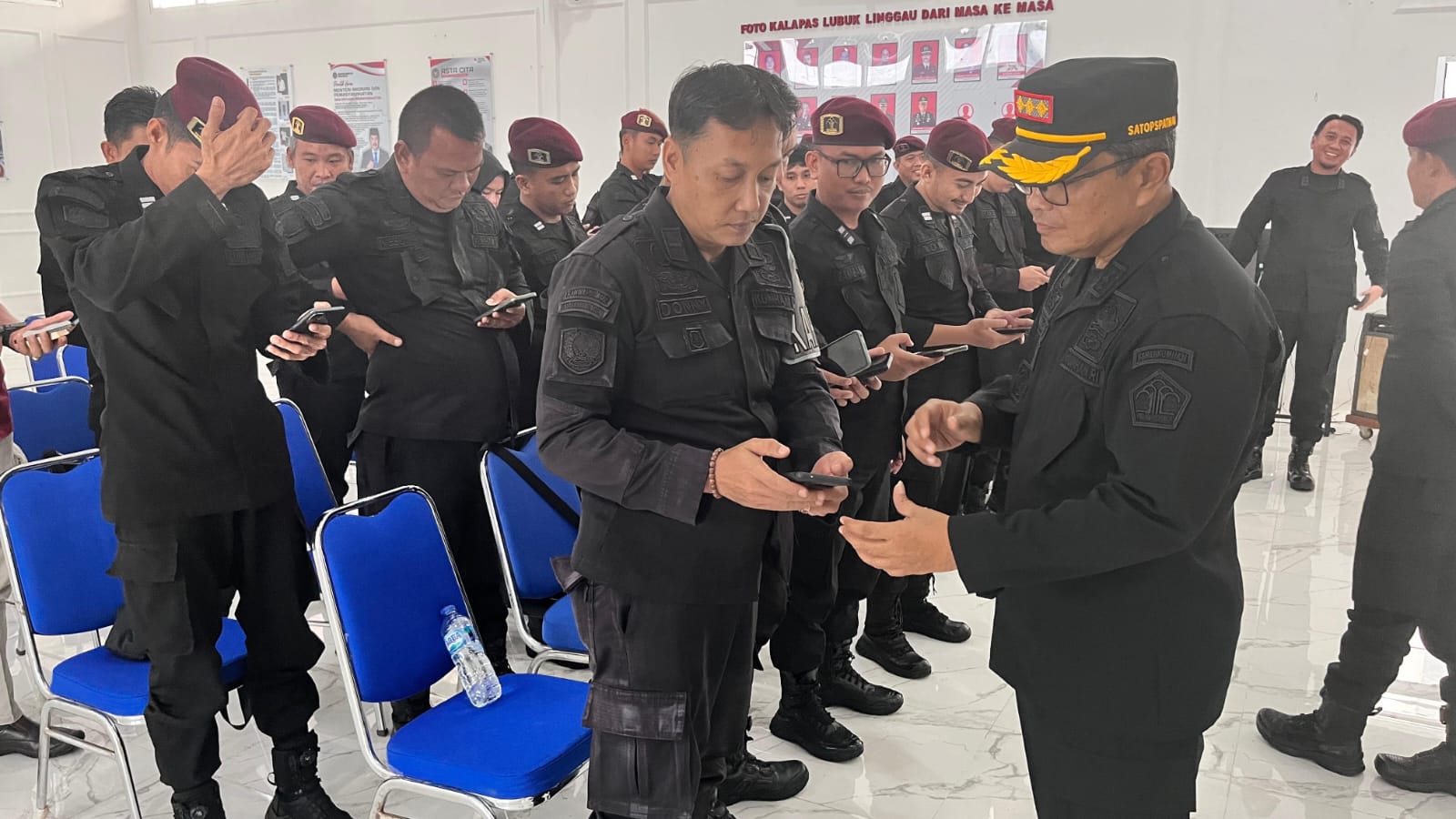Kalapas Lubuk Linggau Lakukan Briefing Terkait Pengamanan, Pengawasan dan Tupoksi Anggota Jaga