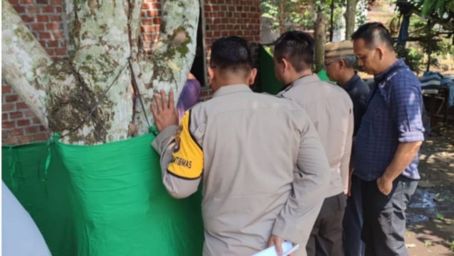 Pamit ke Kebun, Warga Simpang Periuk Lubuklinggau Ditemukan Tak Bernyawa Sambil Pegang Parang